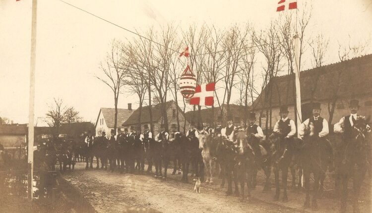 Fastelavn omkring 1910. Skovlunde.