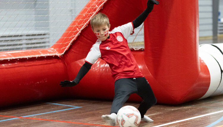 Fanzone før U18 træningskampen mellem Danmark og Finland den 13. november 2024 på Herlev Stadion. Foto: Claus Birch