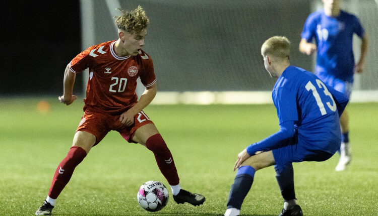 Alfred Gøthler (Danmark) under U18 træningskampen mellem Danmark og Finland den 13. november 2024 på Herlev Stadion. Foto: Claus Birch.